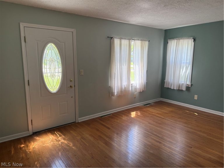8233 Edgewood Road, Mentor, OH - Photo 8