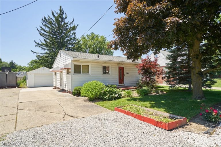 2620 Mogadore Road, Akron, OH, 44312