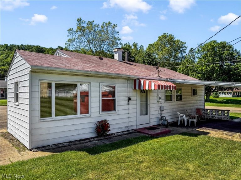 416 Martha Street, Yorkville, OH - Photo 5