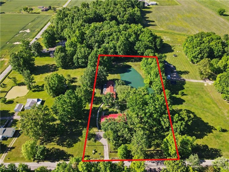 4250 Herr Fieldhouse Road, Southington, OH - Photo 3