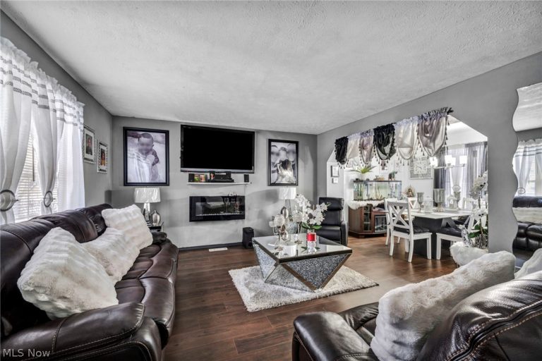 12500 Woodside Avenue, Cleveland, OH - Photo 8