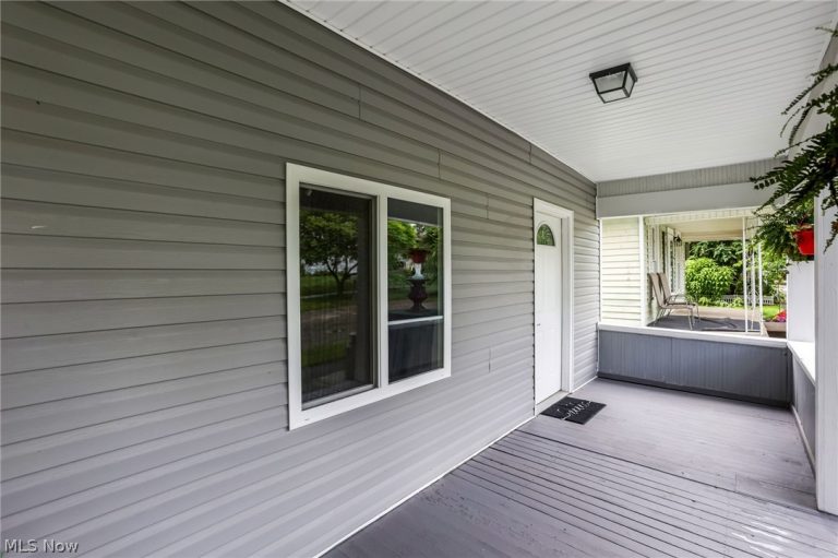 121 Mill Street, Senecaville, OH - Photo 3