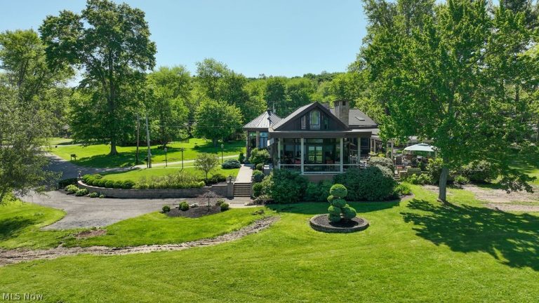 2009 Lakewood Road, Sherrodsville, OH - Photo 4