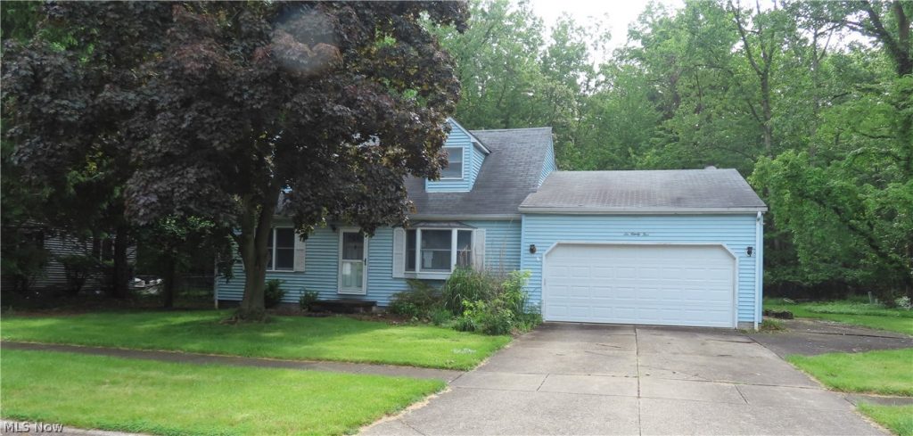 695 Morris Drive, Vermilion, OH
