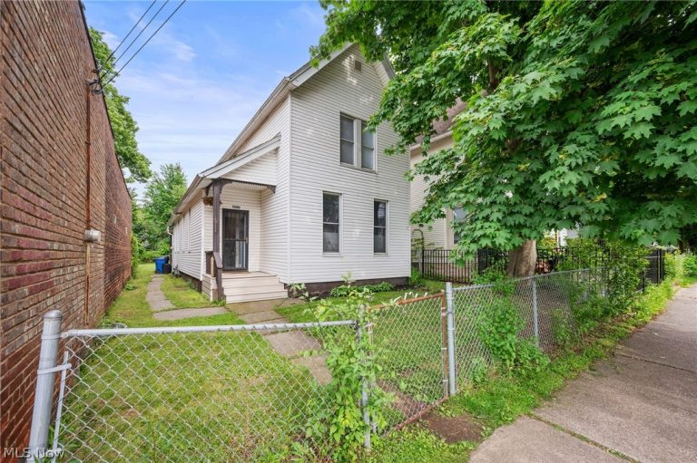 1911 65th Street, Cleveland, OH, 44102