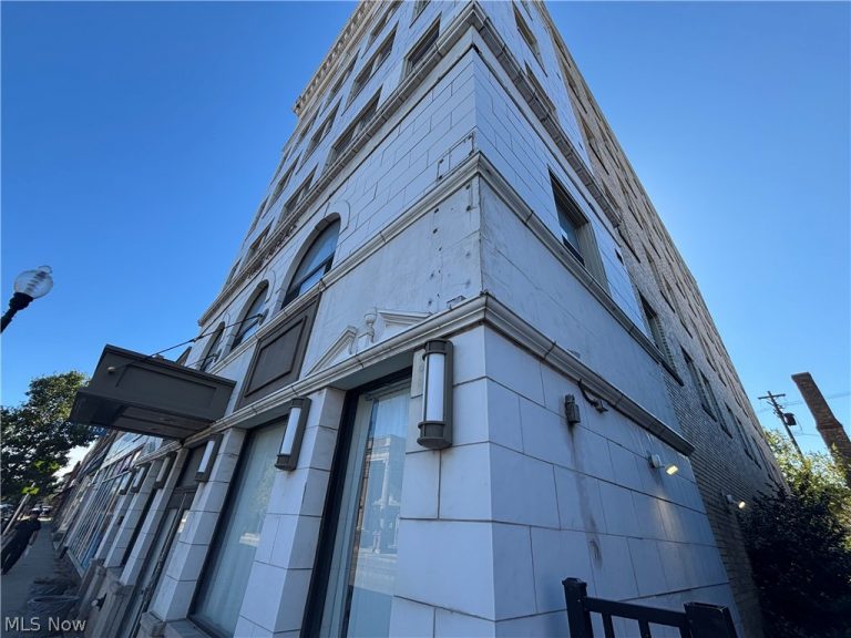 5644 Broadway Avenue #602, Cleveland, OH - Photo 2
