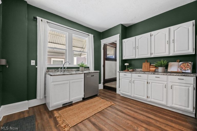 2395 East Avenue, Akron, OH - Photo 4