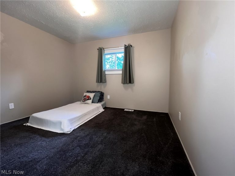 3502 Ivanhoe Drive, Kent, OH - Photo 8