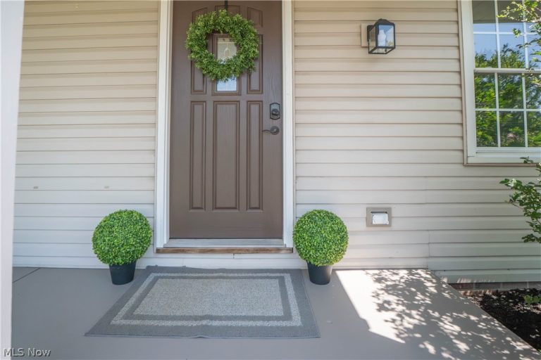 11391 Michelle Drive, Canal Fulton, OH - Photo 4