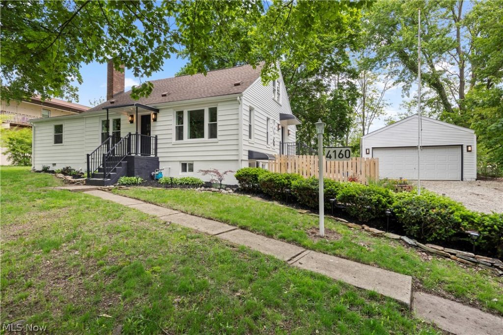 4160 State Park Drive, New Franklin, OH