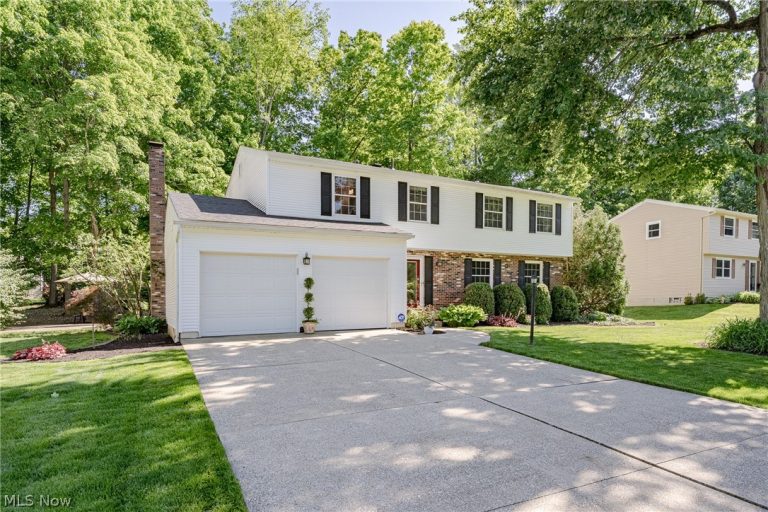 4680 Treetop Drive, Copley, OH - Photo 2