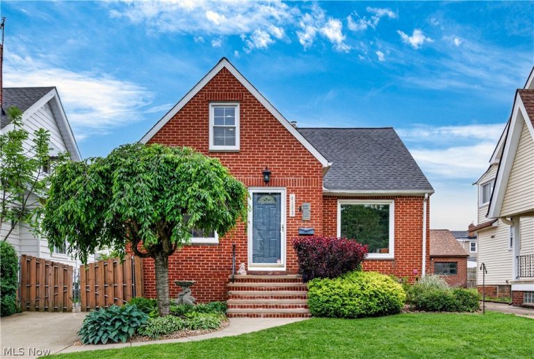 4103 Dawnshire Drive, Parma, OH, 44134