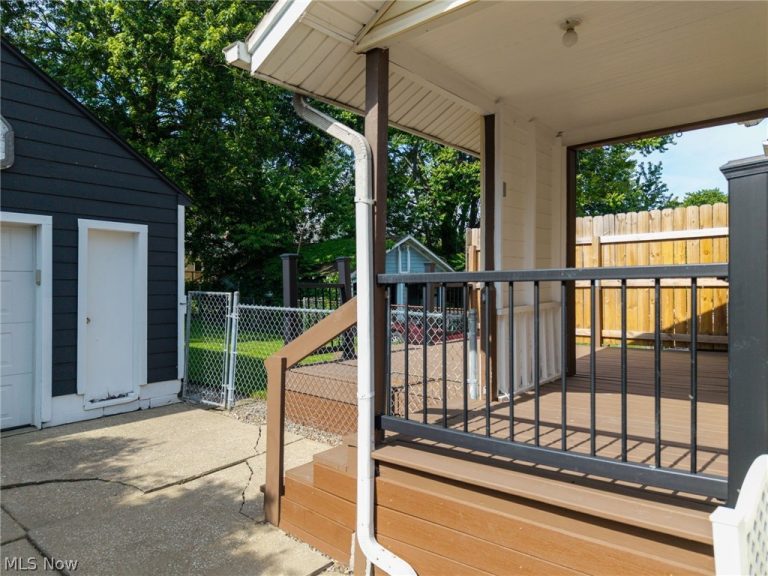 342 Washington Avenue, Barberton, OH - Photo 4