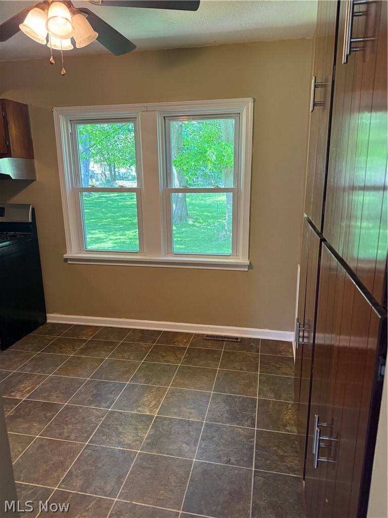 8233 Edgewood Road, Mentor, OH - Photo 6