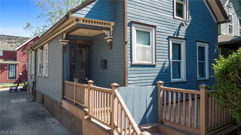 801 College Avenue, Cleveland, OH - Photo 4