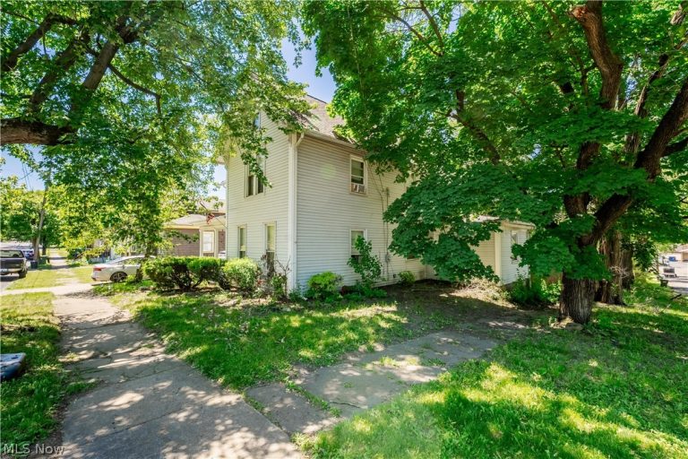 323 2nd Street, Massillon, OH - Photo 3