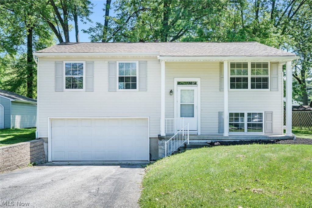 3765 Boston Avenue, Howland, OH
