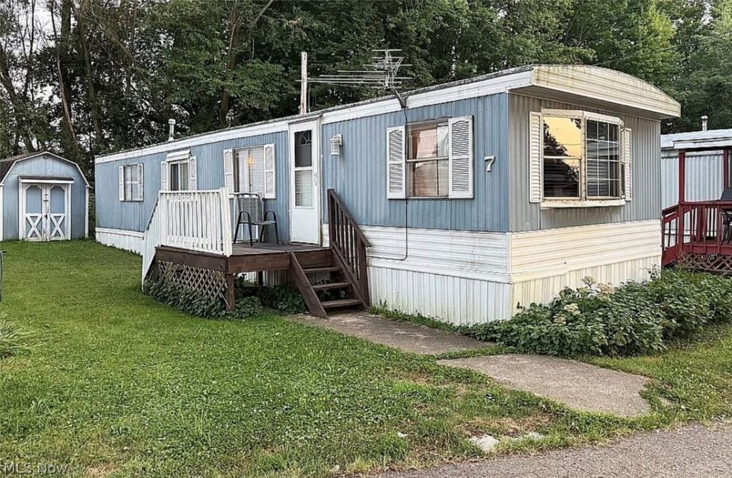 4287 Manchester Avenue #7, North Lawrence, OH