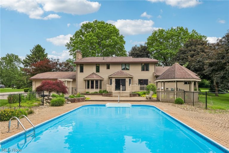 1006 Traci Lane, Copley, OH - Photo 4