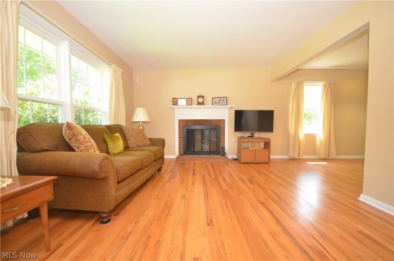 159 Pinehurst Road, Munroe Falls, OH - Photo 6