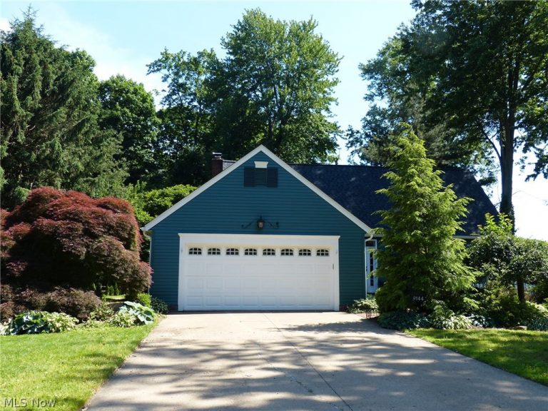 9144 Gregory Court, Mentor, OH - Photo 2