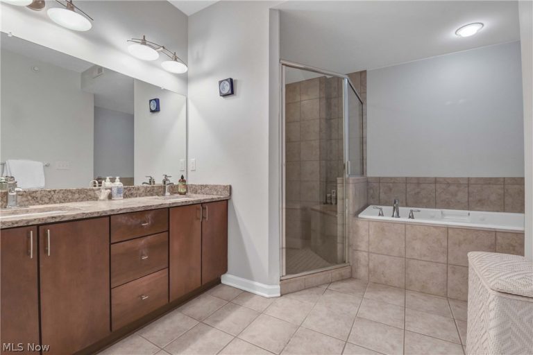 7407 Battery Park Boulevard #H7407, Cleveland, OH - Photo 5