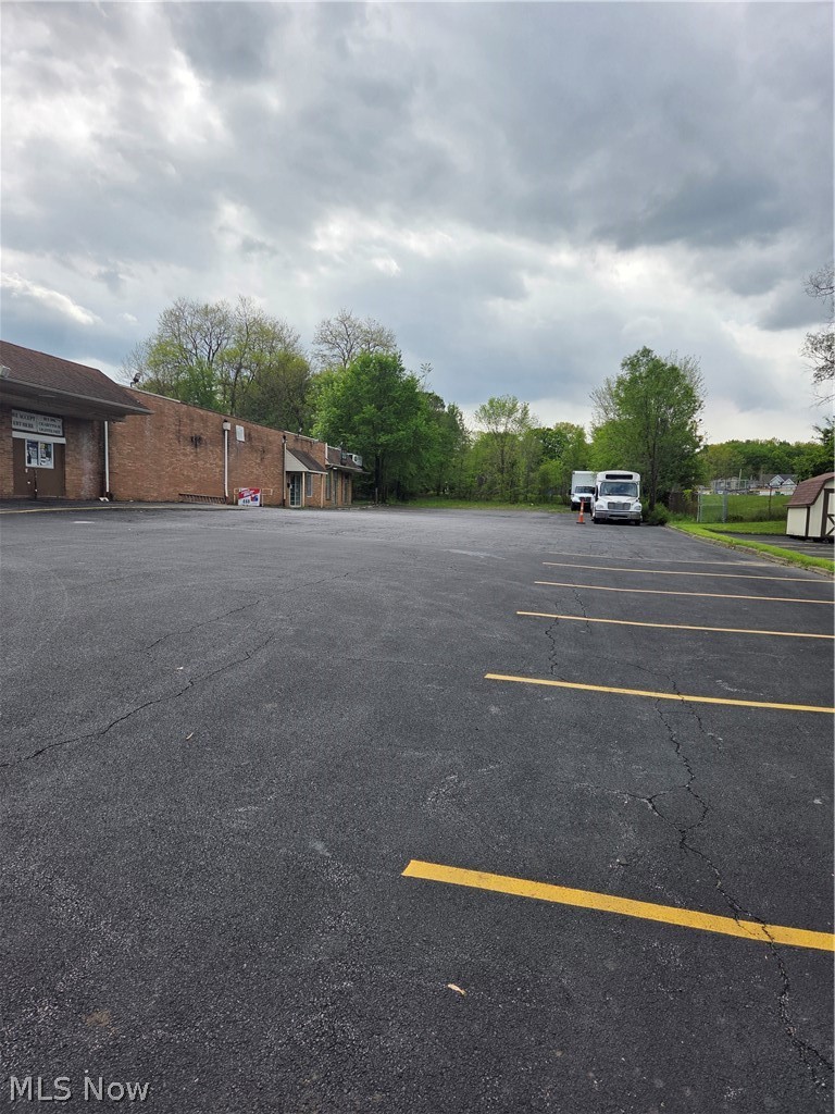 1260 Schenley Avenue #4, Youngstown, OH - Photo 8