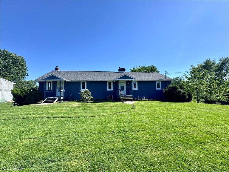 887-889 Colony Drive, Aurora, OH - Photo 2