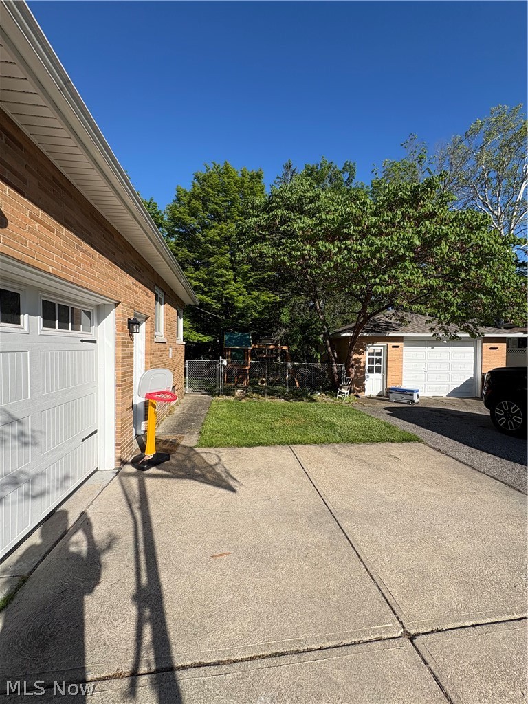 5646 Onaway Oval, Parma, OH - Photo 5