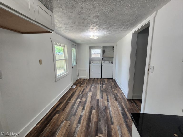 6247 Seneca Road, Mentor, OH - Photo 4