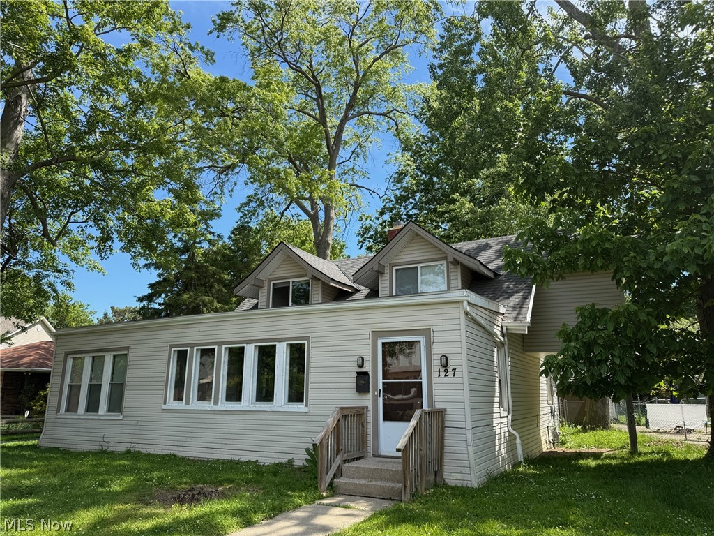 127 270th Street, Euclid, OH