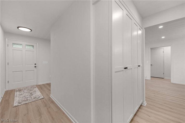 1910 37th Street, Lorain, OH - Photo 3