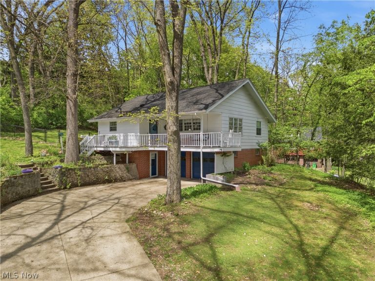 1699 Ambler Avenue, North Canton, OH - Photo 3