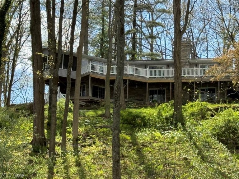 2594 Buckhorn Drive, Millersburg, OH - Photo 4