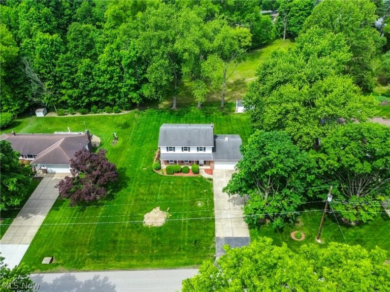 3396 Brent Lane, Norton, OH - Photo 4