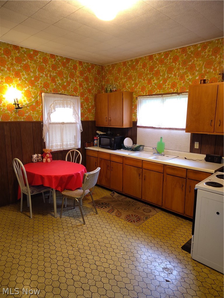 7009 Hecker Avenue, Cleveland, OH - Photo 5