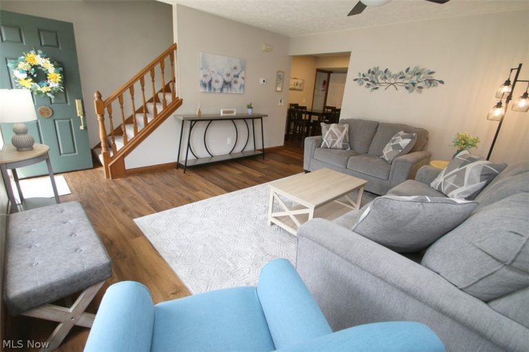 37575 Ocean Reef, Willoughby, OH - Photo 5