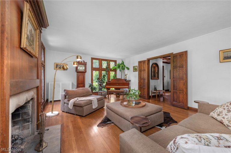 3002 Manchester Road, Shaker Heights, OH - Photo 6