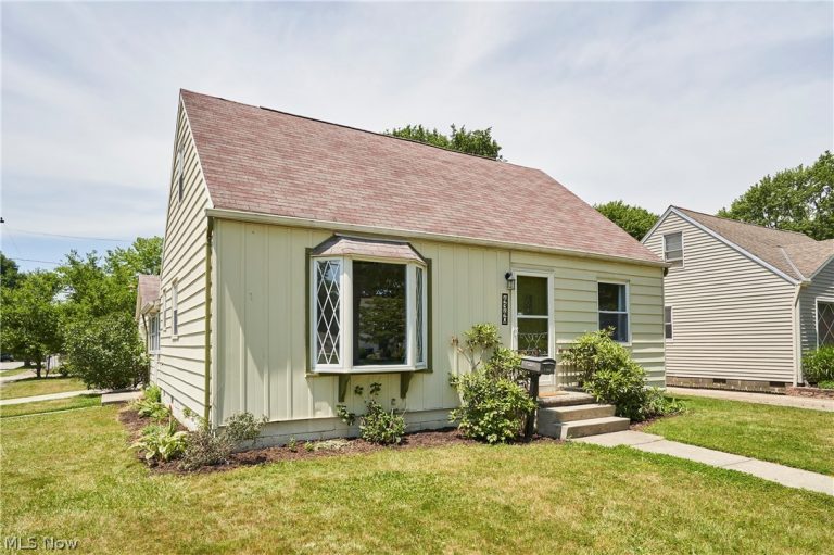 4340 189th Street, Cleveland, OH, 44135