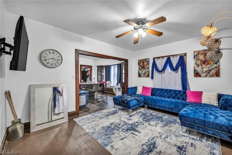 2822 Saratoga Avenue, Cleveland, OH - Photo 2