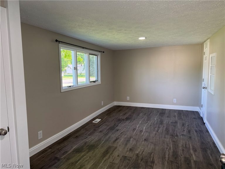 865 East Boulevard, Aurora, OH - Photo 4