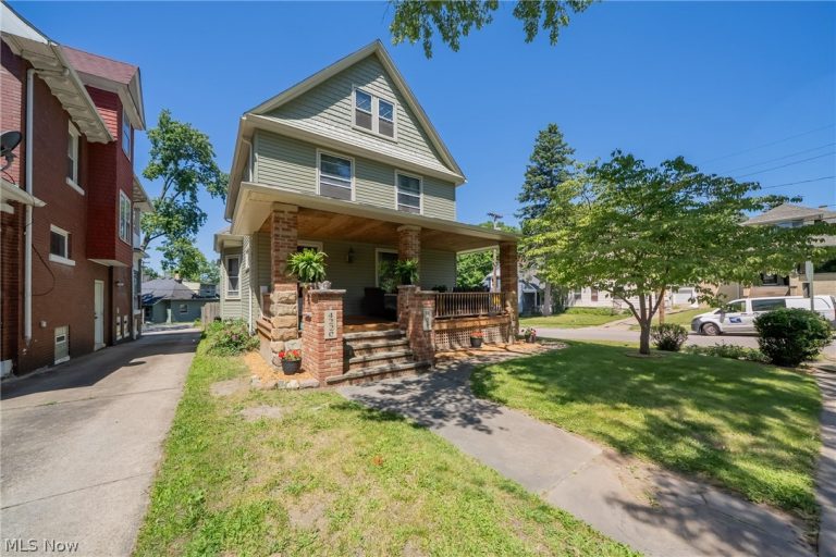 4220 36th Street, Cleveland, OH - Photo 2