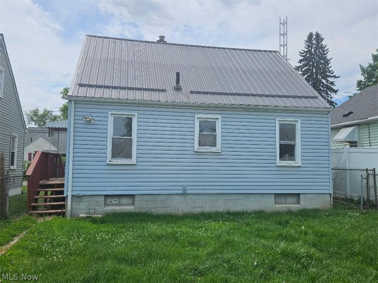 1620 Sandwith Avenue, Canton, OH - Photo 2