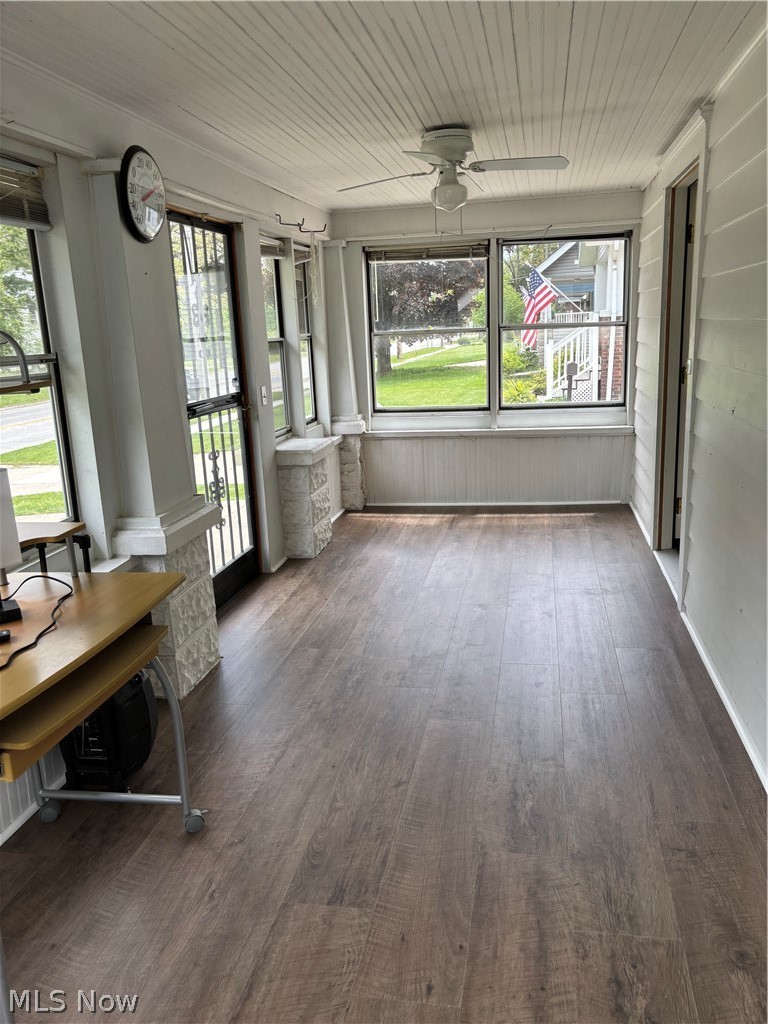 732 Tallmadge Road, Cuyahoga Falls, OH - Photo 2