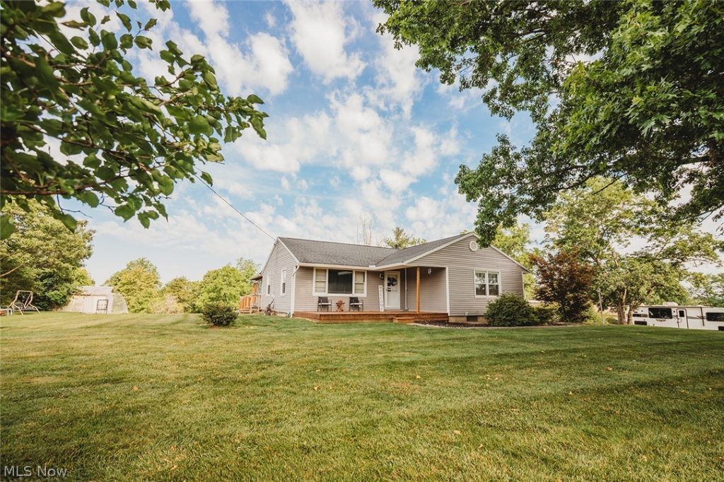 1375 Brackenridge Road, Vincent, OH