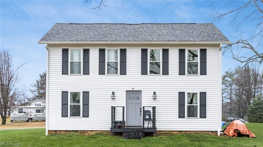 1435 Luby Lane, Zanesville, OH