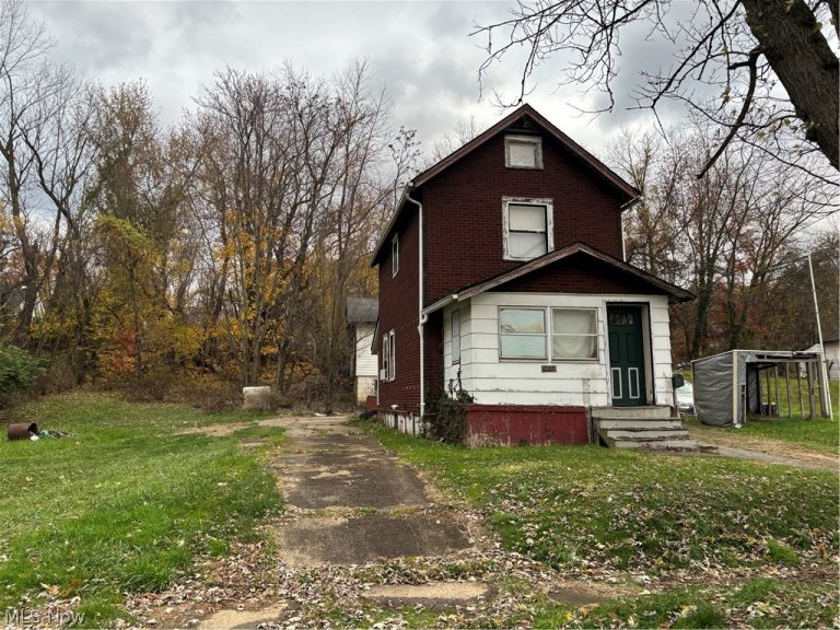 1125 Garland Avenue, Youngstown, OH - Photo 6