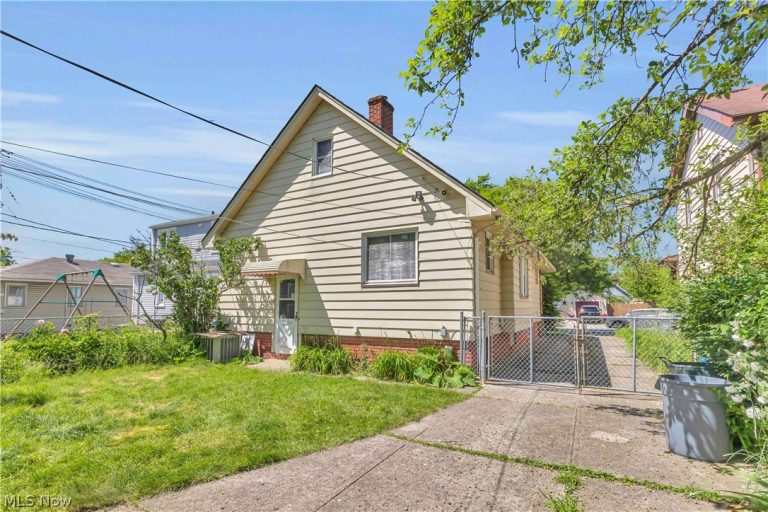 13019 Gilmore Avenue, Cleveland, OH - Photo 4