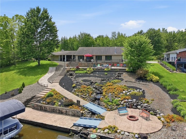 806 Rome Rock Creek Road, Roaming Shores, OH - Photo 5