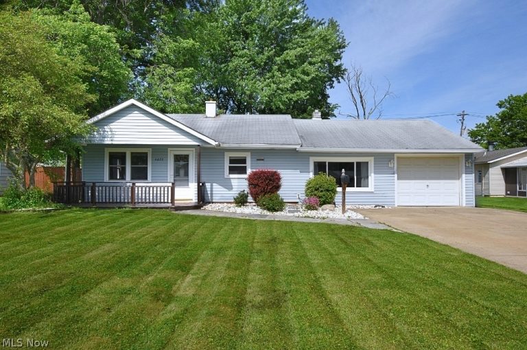 4872 Forest Road, Mentor, OH - Photo 2